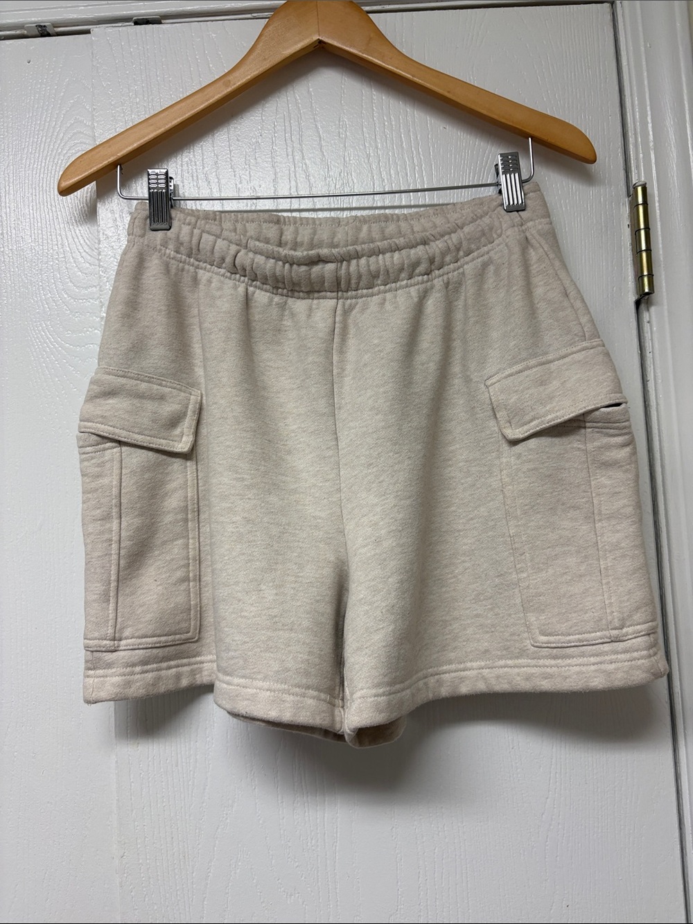 Aritzia (TNA) Lounge Shorts - Cream Elastic Waist size S
